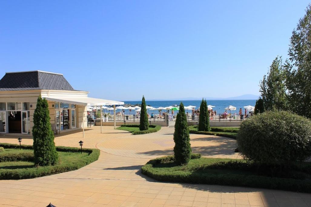 Феста Поморие Първа Линия Extérieur photo